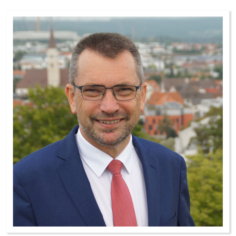 AlexanderBaumann_alphalayer